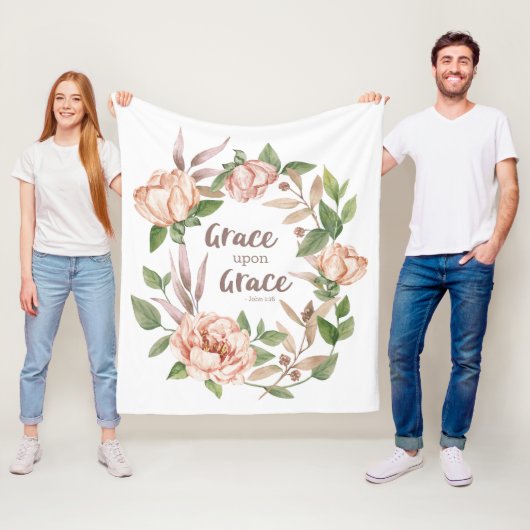 Grace Upon Grace - John 1:16 - Bloral Fleecedecke (Beispiel)