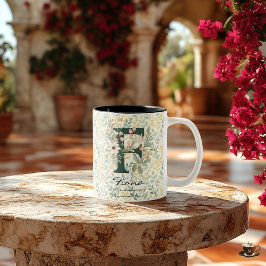 Graceful Boho Chic Tasse mit Floral Monogram Fiona