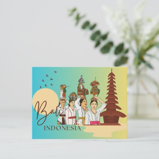 Graceful Essence: Balinesische Frau Postkarte (Stehend Vorderseite)