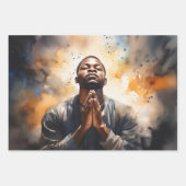 Graceful Hingabe: Ein schwarzer Mann im Gebet Geschenkpapier Set (Vorderseite 3)