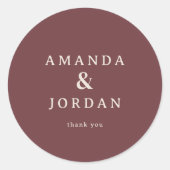 Graceful Maroon Calligraphy Design Runder Aufkleber (Vorderseite)