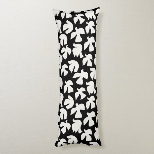 Graceful White Fying Doves Grafikmuster Seitenschläferkissen (Rückseite (Vertikal))