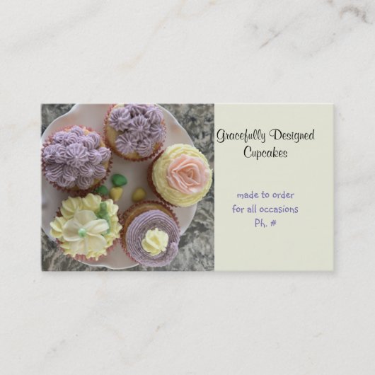 Gracevoll gepippte Cupcakes Business Card Visitenkarte (Vorderseite)