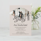 Grad Cap Bow Tassel Foto Collage Graduation Party Einladung (Stehend Vorderseite)