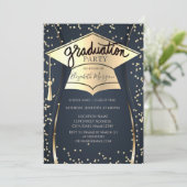Grad Cap, Diamonds Navy Blue Abschluss Einladung (Stehend Vorderseite)