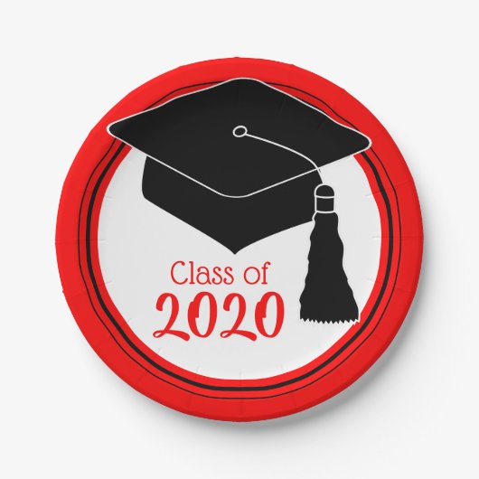 Grad Cap Red und Black Class Year Pappteller (Vorderseite)