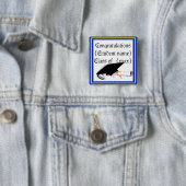 Grad Cap Tilt mit Schulfarben Blau und Gold Button (Beispiel)