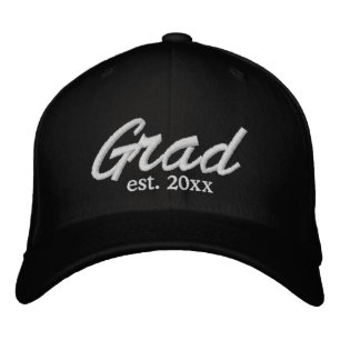 Grad etabliertes Datum White Custom Scriptgraduate Bestickte Baseballkappe