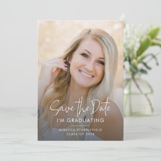 Grad Foto 2025 Save the Date Abschluss Ankündigung (Stehend Vorderseite)