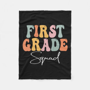 Grade Squad Retro Groovy Vintag erster Tag des Sch Fleecedecke