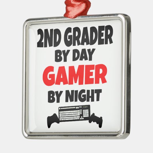 Grades by Day Gamer by Night Silbernes Ornament (Links)