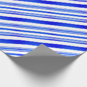 Gradient Blau-Weiße Streifen Geschenkpapier (Ecke)