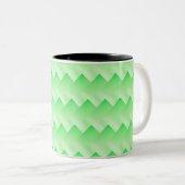 Gradient Green in Shuffle Zweifarbige Tasse (VorderseiteRechts)