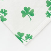 Gradient Grün Irischer Shamrock-Muster Fleecedecke (Ecke)