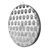 Gradient Paw Prints in Schwarz & Weiß & Grau Dartscheibe (Vorderseite rechts)