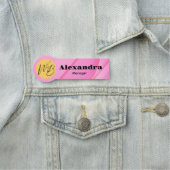 Gradient Pink Wave Moderner Restaurantmitarbeiter Namensschild (Beispiel)