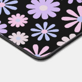 Gradient Retro Pink Lila Blue Daisies Black Schreibtischunterlage (Ecke)