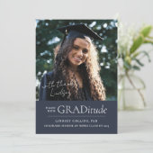 GRADitude Foto Navy Abschluss Ankündigung (Stehend Vorderseite)