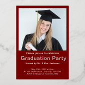 Graduate 2 Foto Abschluss Modernes Red Gold Folieneinladung (Rückseite)