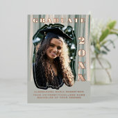 Graduate Ankündigung eines Fotos in grün beige (Stehend vorne)