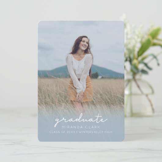 Graduate Ankündigung hellblau (Stehend Vorderseite)