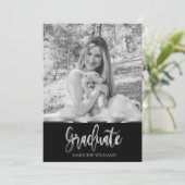Graduate Black and Silver Gray Script Abschluss Einladung (Stehend Vorderseite)