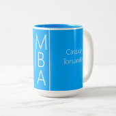 Graduate Blue Name MBA Zweifarbige Tasse (VorderseiteRechts)