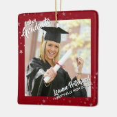 Graduate Brush Script Foto bearbeite Rot Keramikornament (Links)