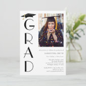 Graduate Cap Moderne Typografy Graduation Party Einladung (Stehend Vorderseite)
