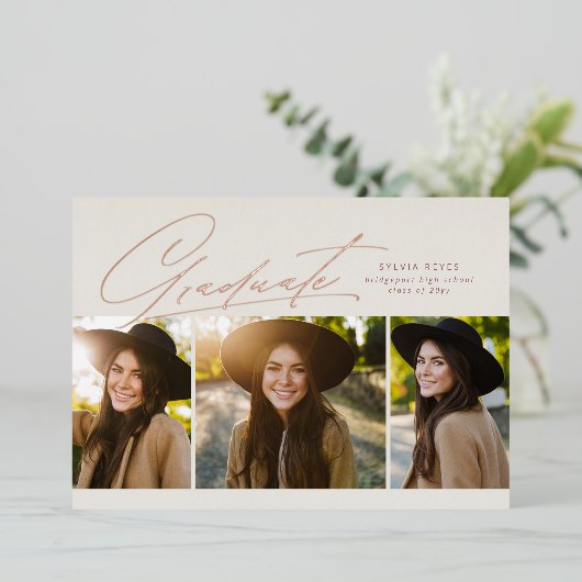 Graduate drei Foto einfache Rose Gold Abschluss Folieneinladung (Stehend vorne)