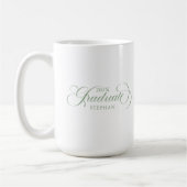 Graduate Elegant Sage Green Script Typografie Kaffeetasse (Links)