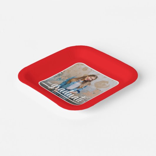 Graduate Foto Bold Script Red Abschluss Pappteller (Gewinkelt)