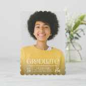 Graduate Foto Graduation Party Einladung (Stehend Vorderseite)