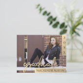 Graduate Gold Script | Elegantes Abschluss Foto Postkarte (Stehend Vorderseite)