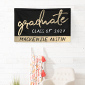 Graduate Gold Script | Klassischer Brush mit dem J Banner (Insitu)