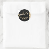 Graduate Gold Script | Klassischer Brush mit dem J Runder Aufkleber (Tasche)