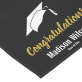 Graduate Name Schwarz-weiß Gold Glückwunsch Kurzer Tischläufer (Ecke)