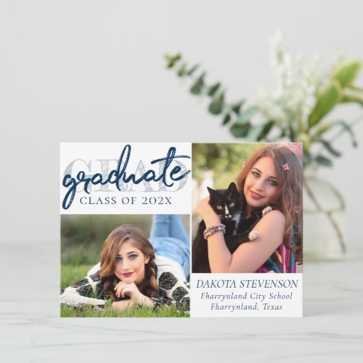 Graduate Navy Script | Dunkelblau 2 Foto Keepake Einladung (Stehend Vorderseite)