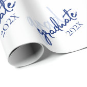 Graduate Navy Script | Dunkelblauer Brush Keepake Geschenkpapier (Rolleneckpunkt)
