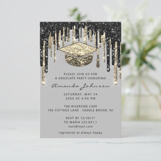 Graduate Party Tropfen Cap Glitzer Foto Black Gold Einladung (Stehend Vorderseite)