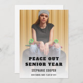 Graduate Peace Out Senior Year Abschluss Ankündigung (Vorne/Hinten)