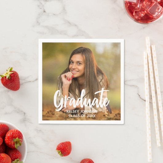 Graduate Photo Bold Script Custom Graduation Party Serviette (Beispiel)