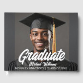 Graduate Photo with Bold Script Graduation Party Gästebuch (Vorderseite)