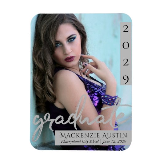 Graduate Silver Script | Brush Grad Foto Keepake Magnet (Vertikal)