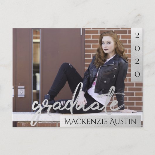 Graduate Silver Script | Trendy Foto Einladung (Vorderseite)