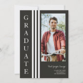 Graduate Simple Chic Trendy Script Photo Einladung (Vorderseite)