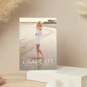 Graduate Simple Modern Foto Template Typografie Postkarte