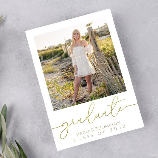 Graduate Simple Modern Stylish Typografy Gold Einladung