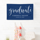 Graduate White Script | Benutzerdefinierte Hinterg Banner (Insitu)