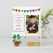 Graduated Kid Happy Class Graduation Invitation Einladung (Stehend Vorderseite)